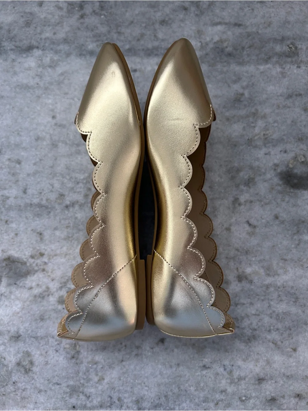 Jessica Simpson Gold Scalloped Ballet Flats Size 4